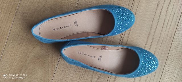 Rebajas !!! Bailarinas de ante con tachuelas