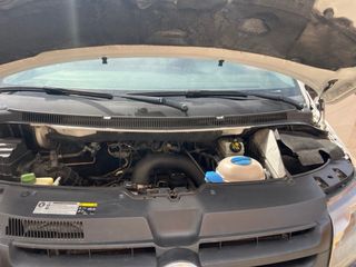 Volkswagen Transporter T5 2015