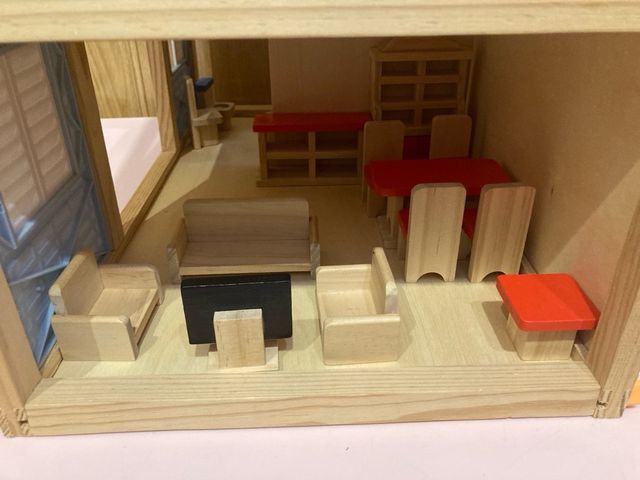 Casita madera juguetes niños