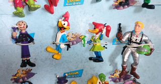 Expositor lleno de figuras goma pvc Comics spain