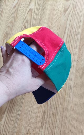 Berretto multicolore per bambini