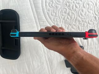 Nintendo Switch - Azul/Rojo + 3 Juegos