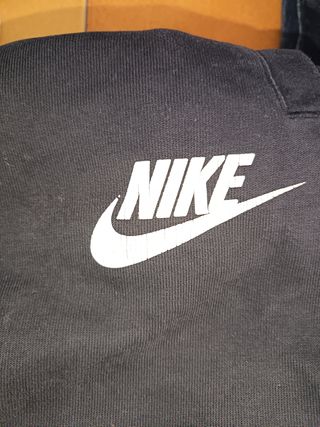 Lote ropa: Levis, Nike, Puma, Ralph Lauren