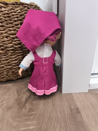 Muñeca Masha y el Oso