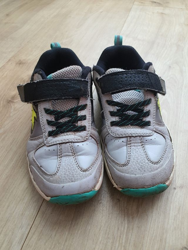 Zapatillas niño talla 31