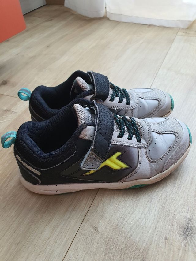 Zapatillas niño talla 31