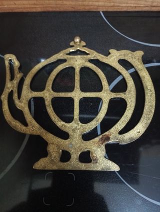Salvamanteles latón antiguo