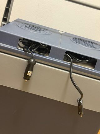 Nevera eléctrica portátil  para reparar