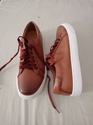 Zapatillas Marrón Piel