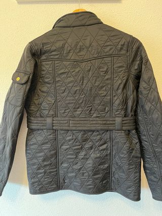 Chaqueta acolchada BARBOUR negra