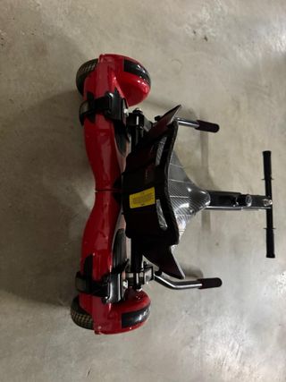 Hoverboard rojo con asiento 
