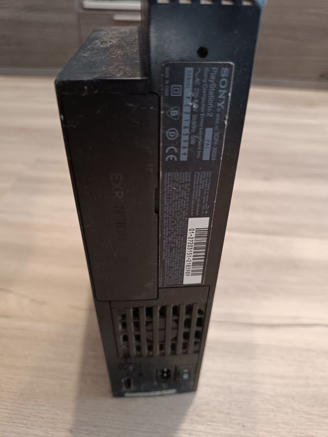 PS2 (PlayStation 2 fat) negra