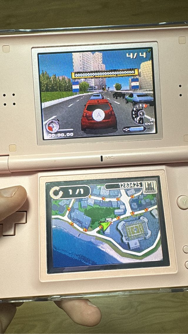 Nintendo DS Rosa + 5 Juegos