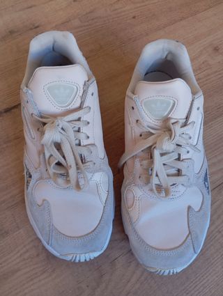 Zapatillas Adidas Falcon Beige