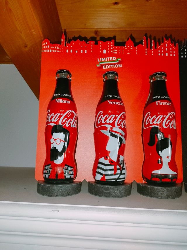 Coca-Cola: 12 bottiglie Italia Limited Edition