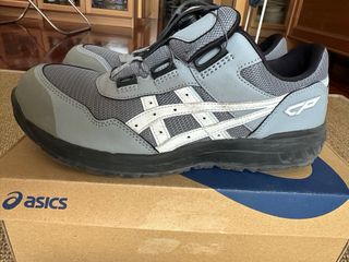 Zapatos Asics Gris - Seguridad. 