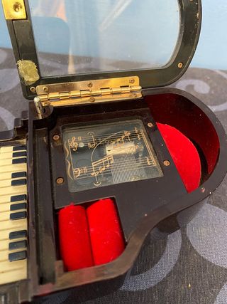 Carillon Pianoforte Marrone