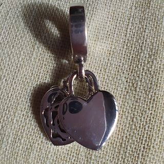 Charm plata corazón rosa