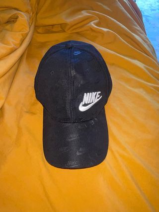 Berretto Nike nero e bianco 