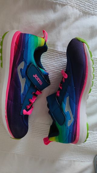 Zapatillas Joma arcoiris niña