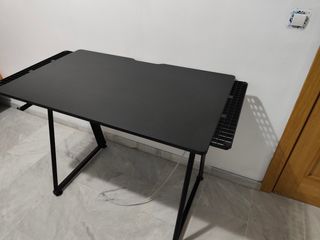 Scrivania da gioco nera