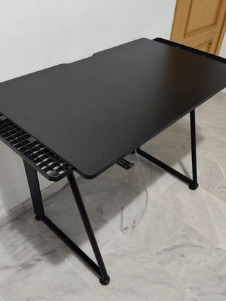 Scrivania da gioco nera