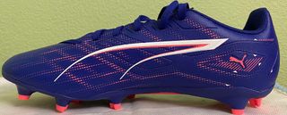 Botines PUMA ULTRA 5 PLAY Fútbol