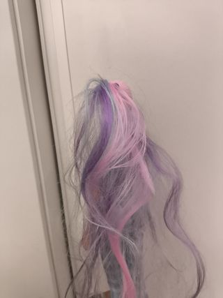 Muñeca Barbie pelo multicolor