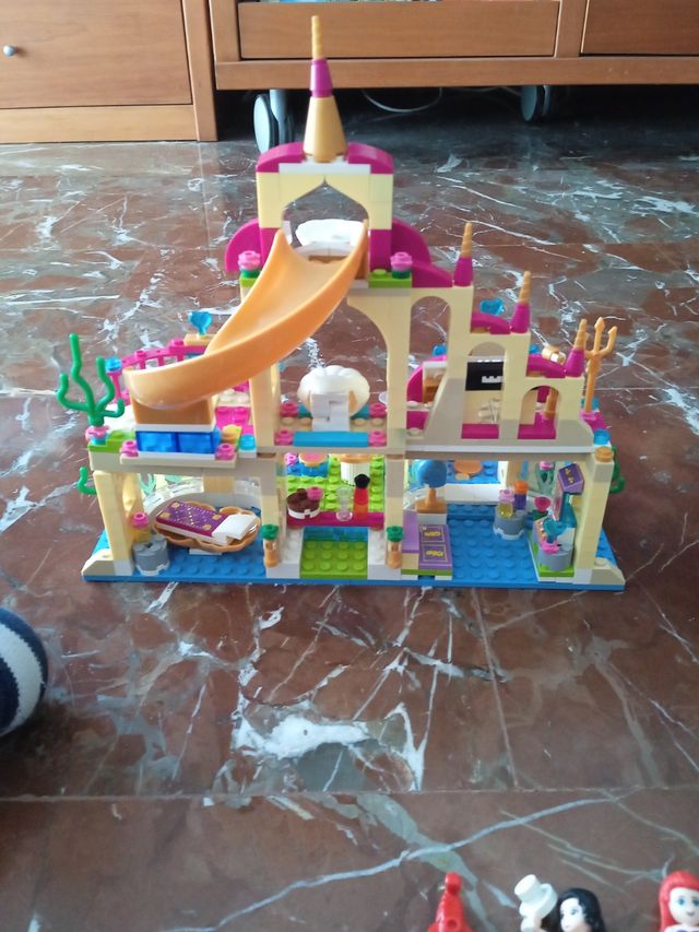 Castillo tipo Lego de Ariel, La sirenita