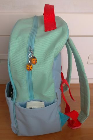 Mochila infantil escolar para el colegio.