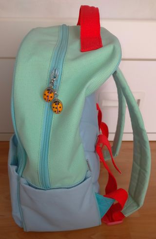 Mochila infantil escolar para el colegio.
