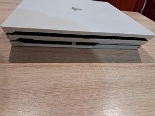 PS4 (PlayStation 4) Bianco + 2 controller