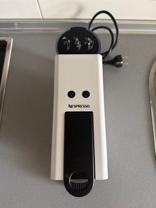 Cafetera Nespresso Essenza Mini Blanca