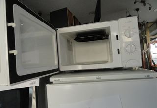 Microondas Daewoo KOG-3905 blanco