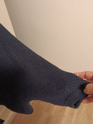 Chaqueta azul calada