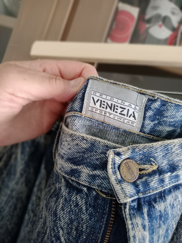Falda vaquera acid wash