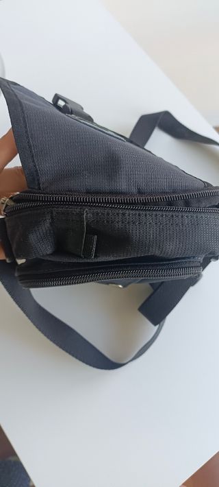 Bandolera Quiksilver azul marina