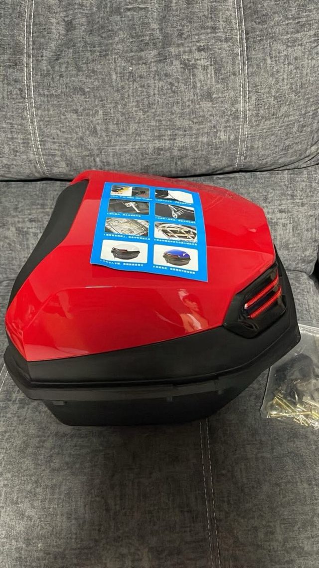 Baúl moto rojo - 35L