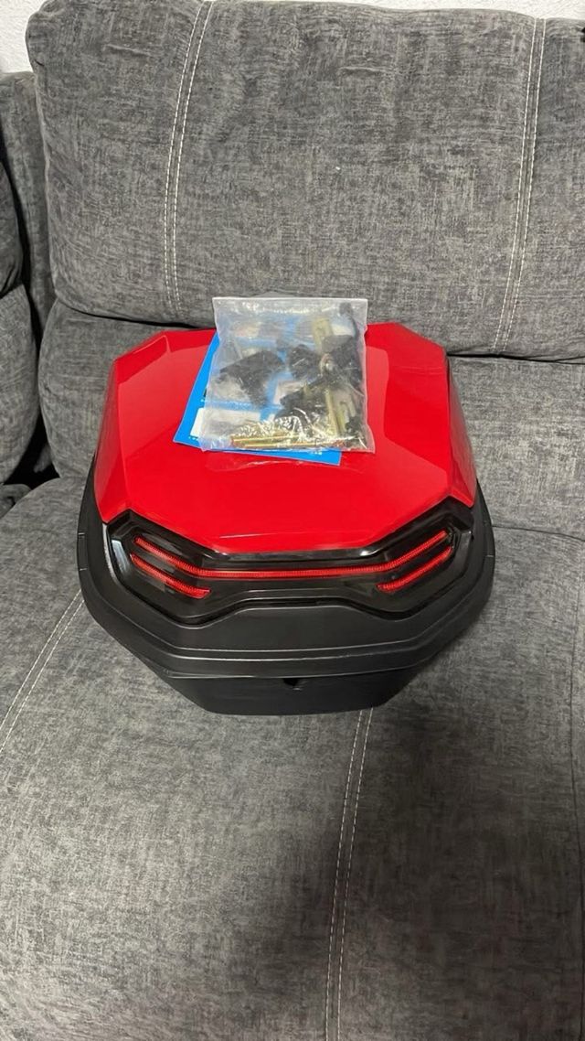 Baúl moto rojo - 35L