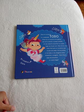 Óscar, el unicornio hambriento (Spanish Edition)