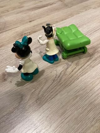 Topolino infermiere dottore ambulanza