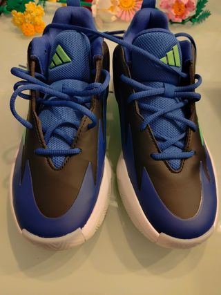 Adidas zapatillas deportivas talla 38. Bambas 