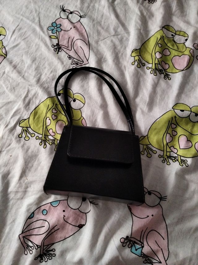 Bolso negro pequeño