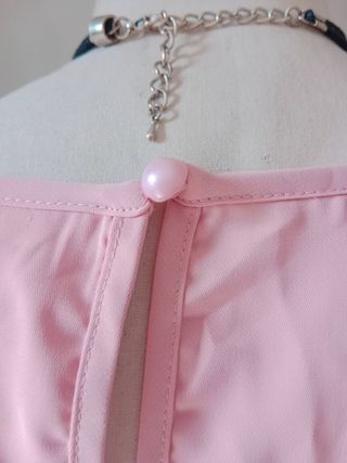 Blusa rosa palo con mangas  en tul. - Talla 44