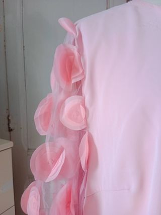 Blusa rosa palo con mangas  en tul. - Talla 44