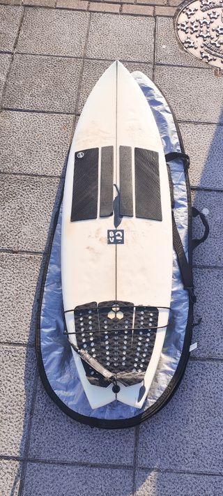 Tabla surf Chilli Black Vulture 5'8" 30L