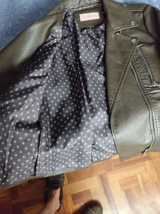 Cazadora cuero verde militar