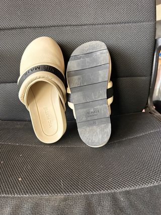 Vic Matie Pelle Biege leather slippers