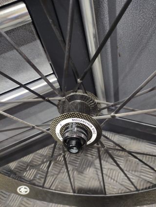 Ruedas carbono Lightweight Milestein Disc