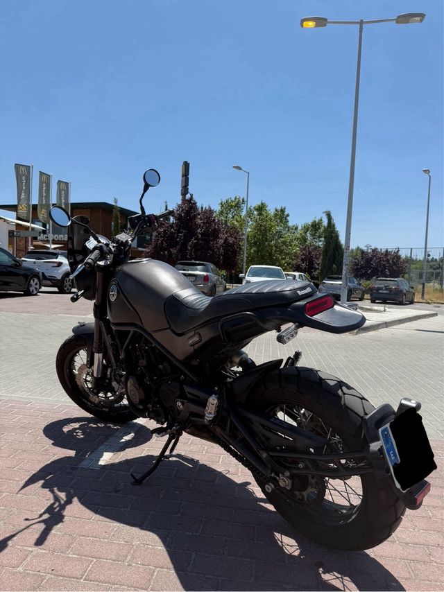 Benelli Leoncino 500 Trail